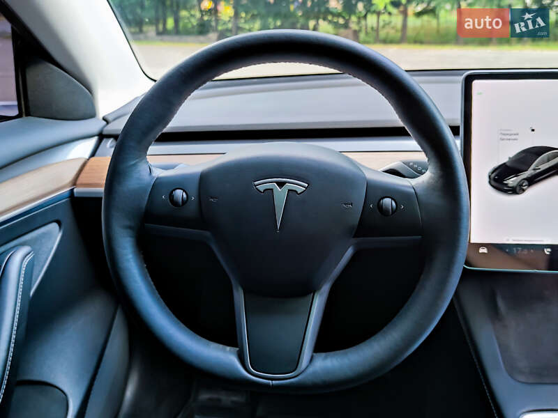 Седан Tesla Model 3 2021 в Киеве фото 29 Седан Tesla Model 3 2021 в Киеве