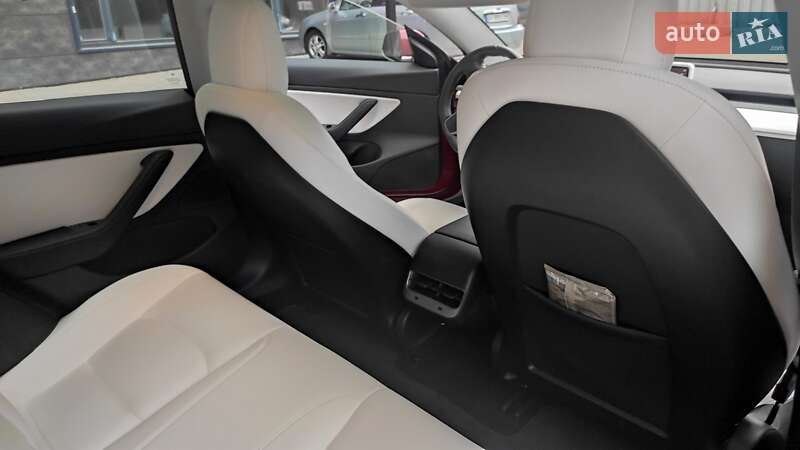 Седан Tesla Model 3 2019 в Харькове