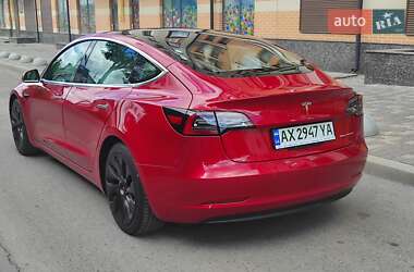 Седан Tesla Model 3 2019 в 