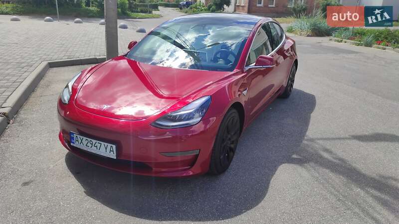 Седан Tesla Model 3 2019 в Харькове