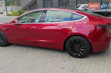 Седан Tesla Model 3 2019 в 