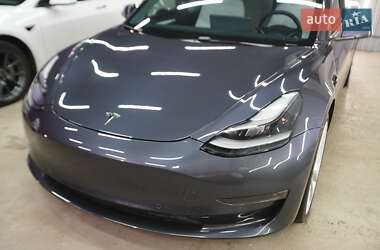Седан Tesla Model 3 2021 в Полтаві