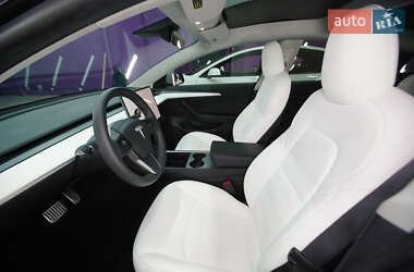 Седан Tesla Model 3 2021 в Полтаві