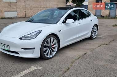 Седан Tesla Model 3 2019 в 