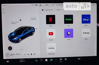 Седан Tesla Model 3 2021 в Києві