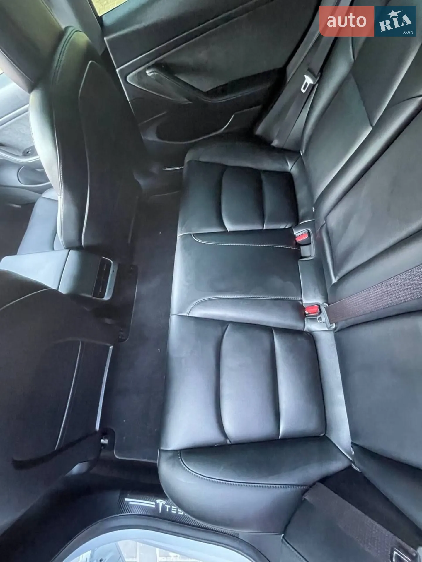 2020 Tesla Model 3 - мініатюра 10