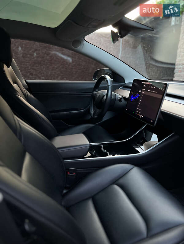 Седан Tesla Model 3 2018 в Житомире фото 11 Седан Tesla Model 3 2018 в Житомире