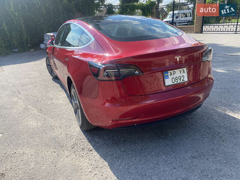 Седан Tesla Model 3 2020 в Запорожье