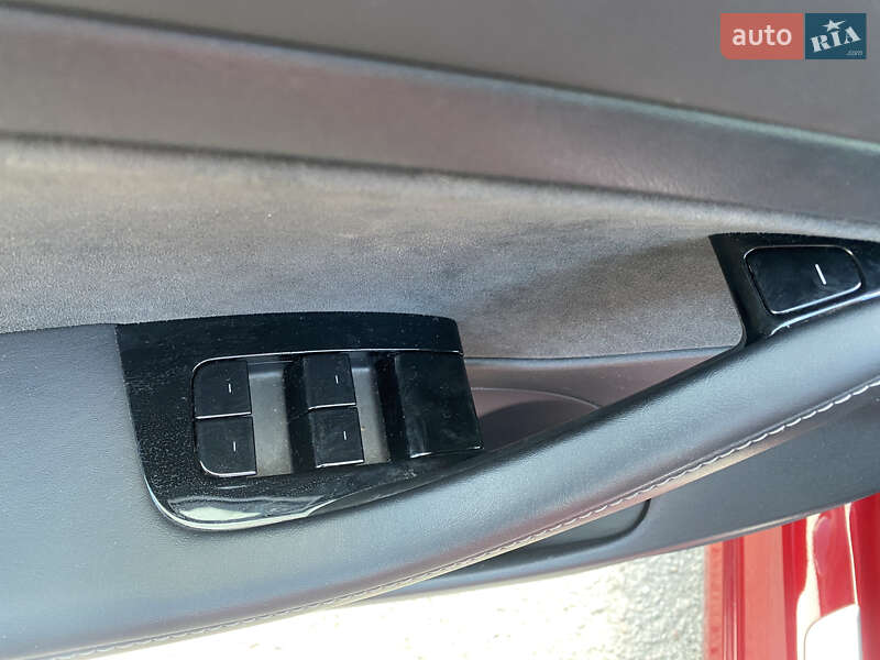 Седан Tesla Model 3 2020 в Запорожье