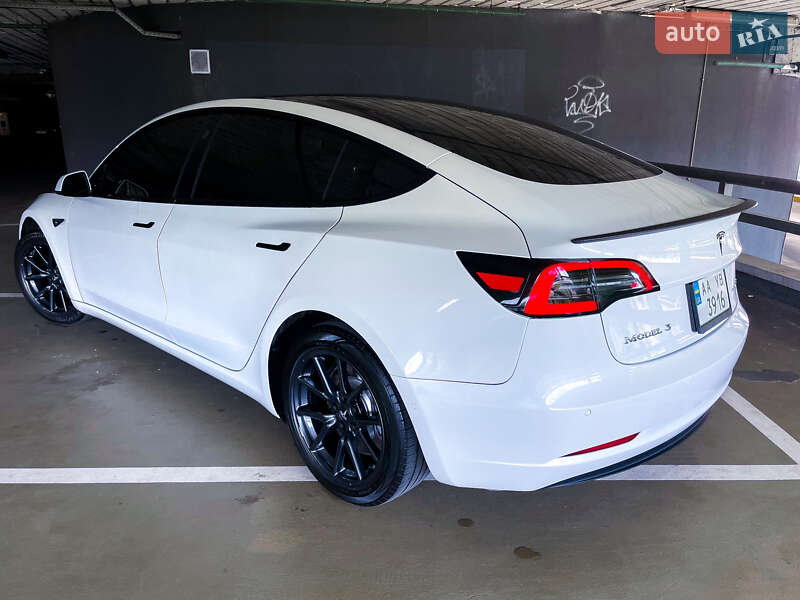 Седан Tesla Model 3 2018 в Киеве фото 6 Седан Tesla Model 3 2018 в Киеве