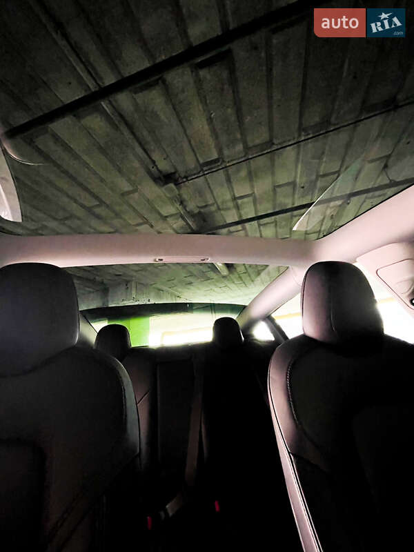 Седан Tesla Model 3 2018 в Киеве фото 11 Седан Tesla Model 3 2018 в Киеве