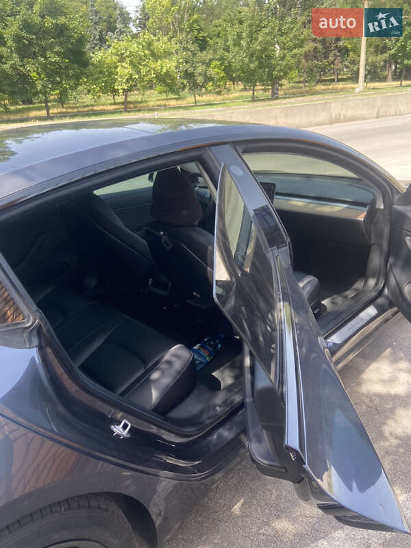 Седан Tesla Model 3 2018 в Запоріжжі фото 11 Седан Tesla Model 3 2018 в Запоріжжі