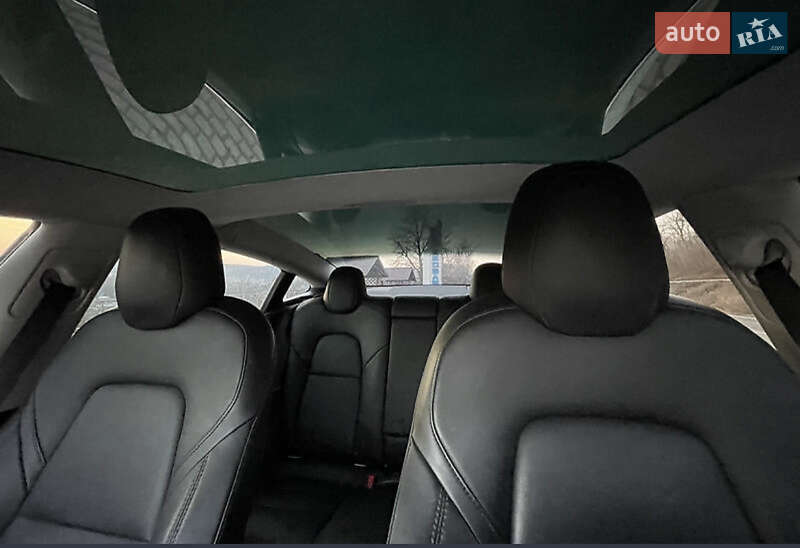 Седан Tesla Model 3 2020 в Млинове фото 2 Седан Tesla Model 3 2020 в Млинове