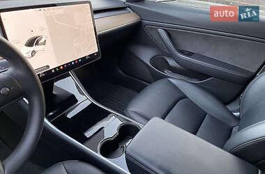 Седан Tesla Model 3 2020 в Млинове фото 14 Седан Tesla Model 3 2020 в Млинове