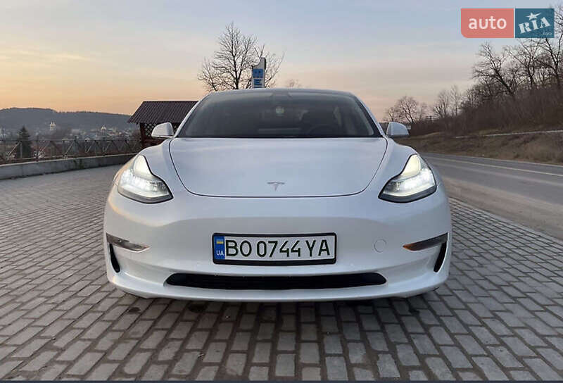 Седан Tesla Model 3 2020 в Млинове фото 21 Седан Tesla Model 3 2020 в Млинове