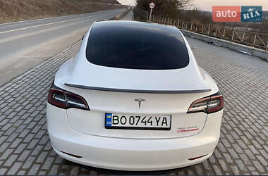 Седан Tesla Model 3 2020 в Млинове фото 26 Седан Tesla Model 3 2020 в Млинове