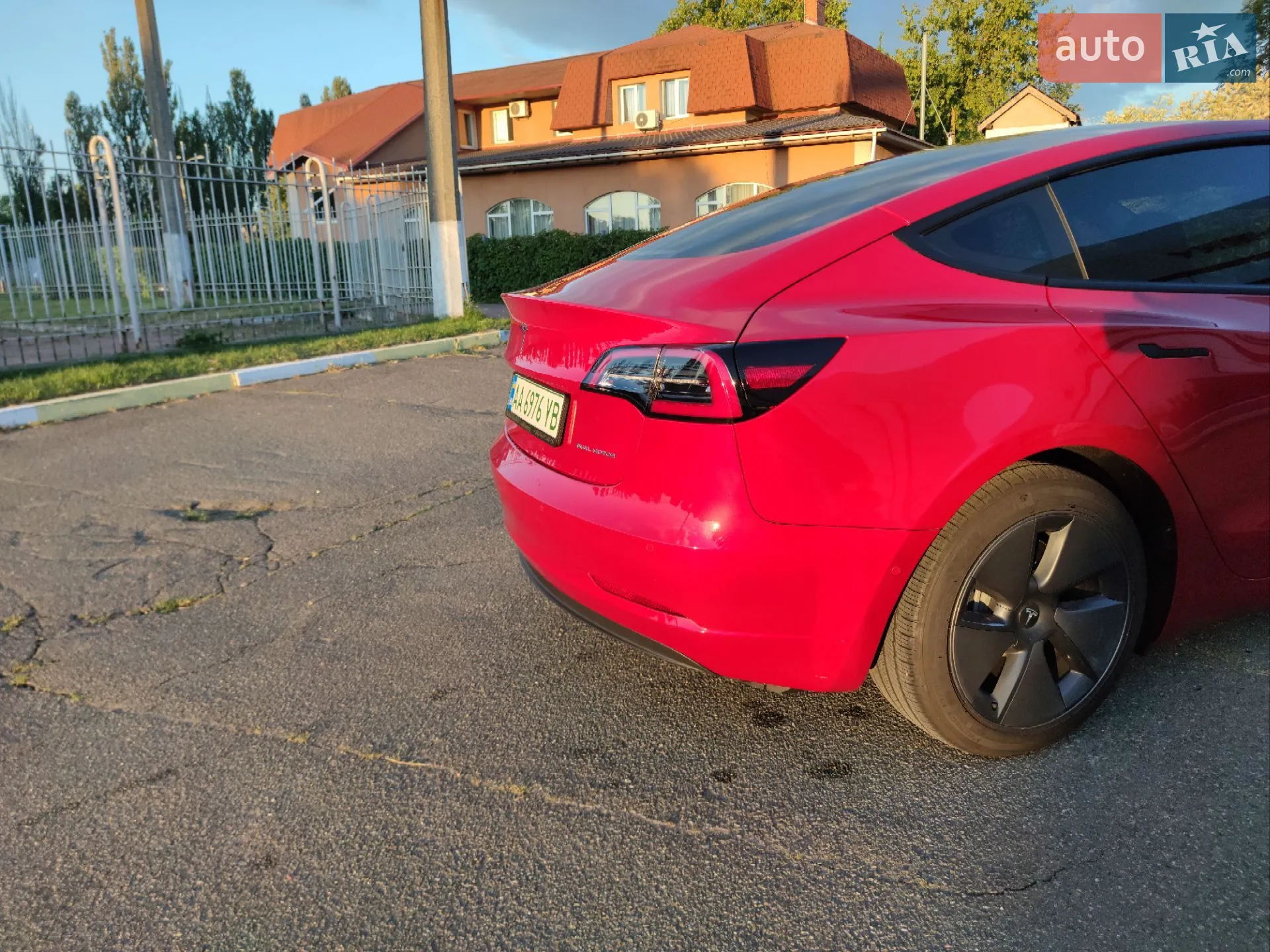 2022 Tesla Model 3 - мініатюра 4