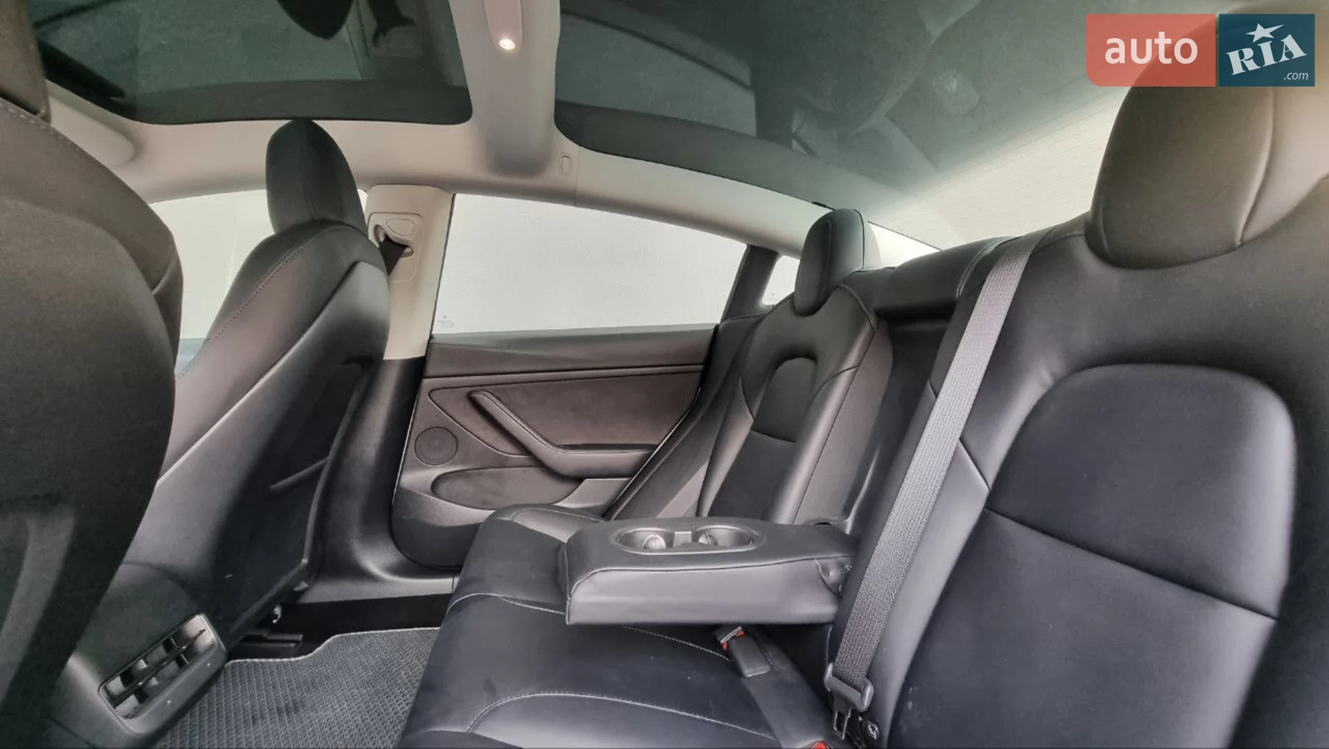2022 Tesla Model 3 - мініатюра 16