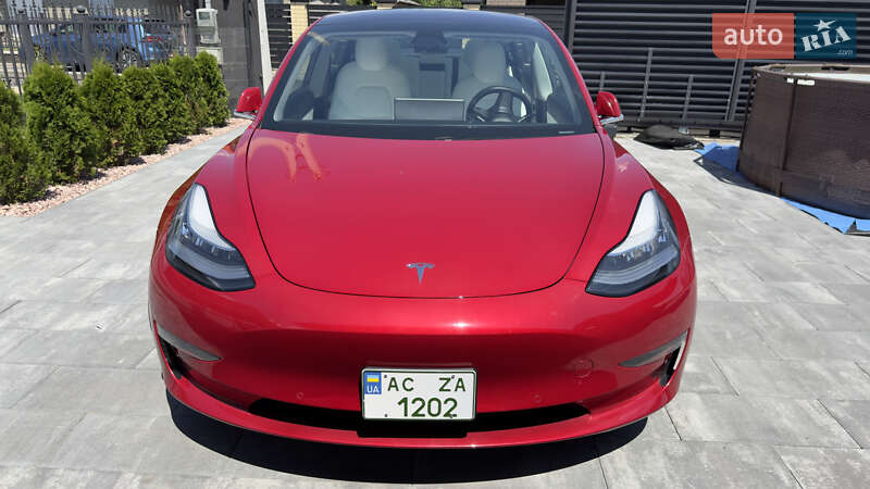 Седан Tesla Model 3 2018 в 