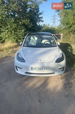 Седан Tesla Model 3 2021 в Кривом Роге