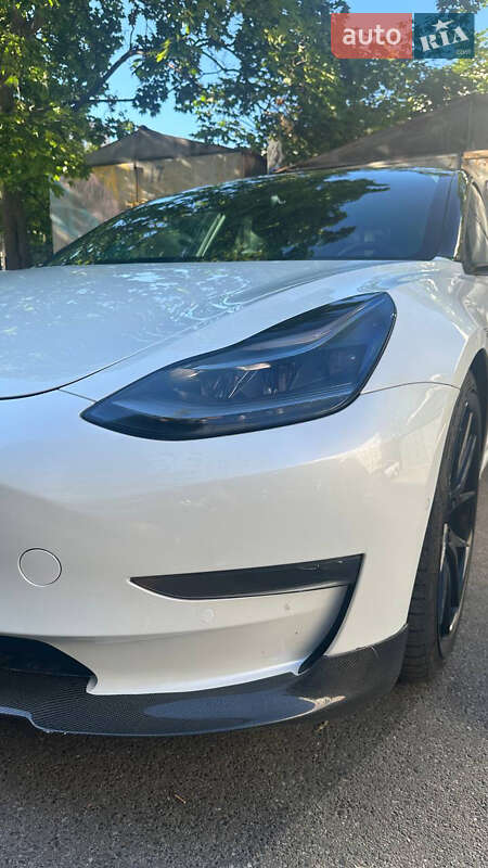 Седан Tesla Model 3 2021 в Харькове