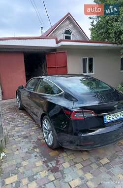 Седан Tesla Model 3 2018 в Днепре