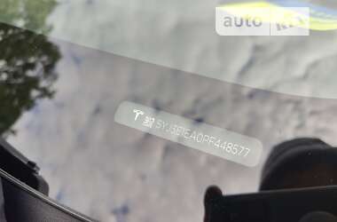 Седан Tesla Model 3 2022 в Виннице