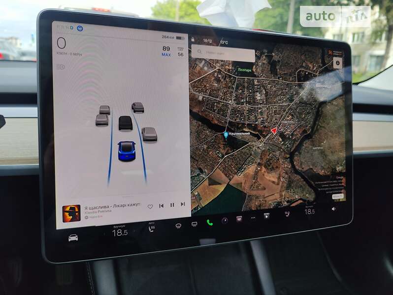 Седан Tesla Model 3 2022 в Виннице