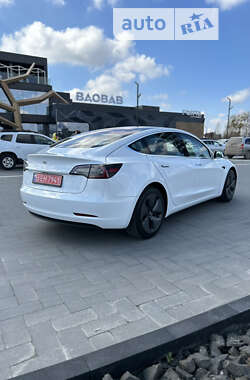 Седан Tesla Model 3 2018 в Луцке