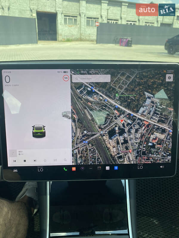 Седан Tesla Model 3 2019 в Львові