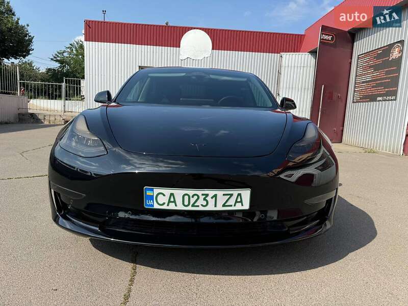 Седан Tesla Model 3 2019 в Кривом Роге