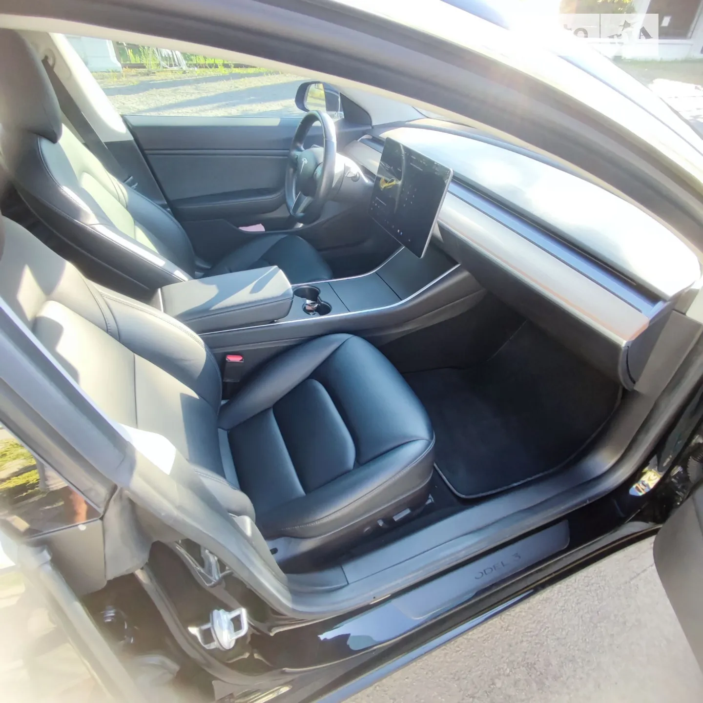 2018 Tesla Model 3 - мініатюра 30