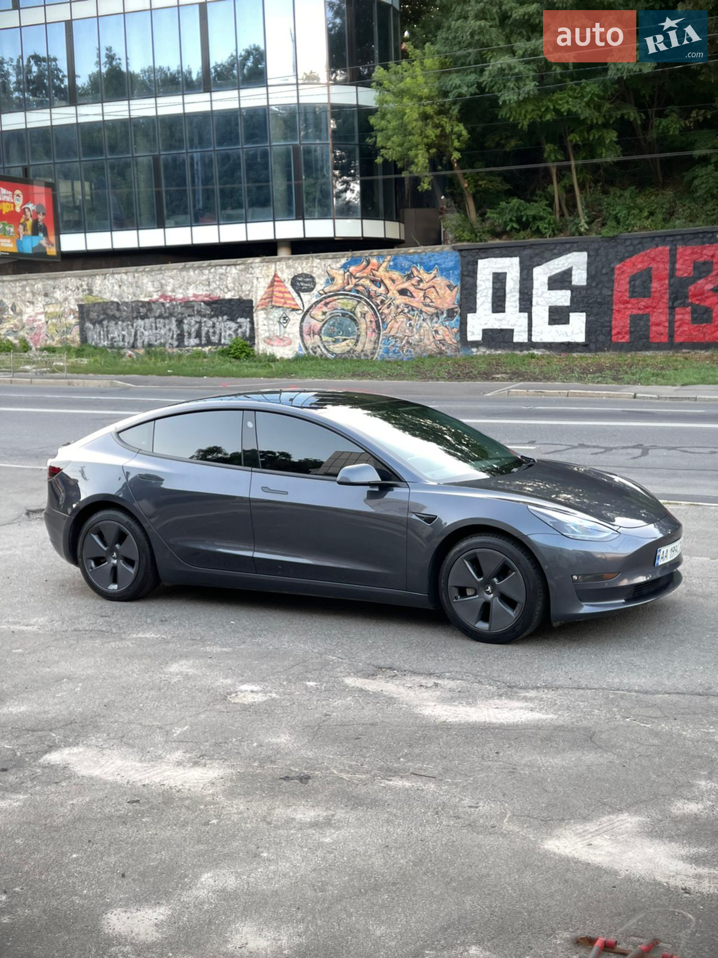2022 Tesla Model 3 - фото 1