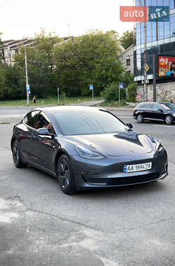 Седан Tesla Model 3 2022 в Киеве фото 4 Седан Tesla Model 3 2022 в Киеве