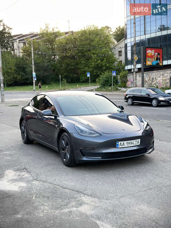 Седан Tesla Model 3 2022 в Киеве фото 4 Седан Tesla Model 3 2022 в Киеве