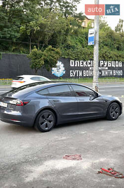 Седан Tesla Model 3 2022 в Киеве фото 8 Седан Tesla Model 3 2022 в Киеве