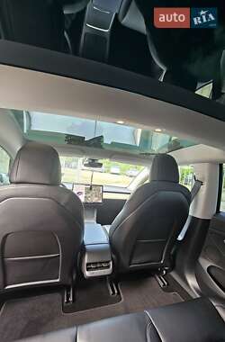 Седан Tesla Model 3 2021 в Ивано-Франковске