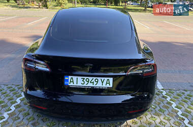 Седан Tesla Model 3 2022 в Киеве