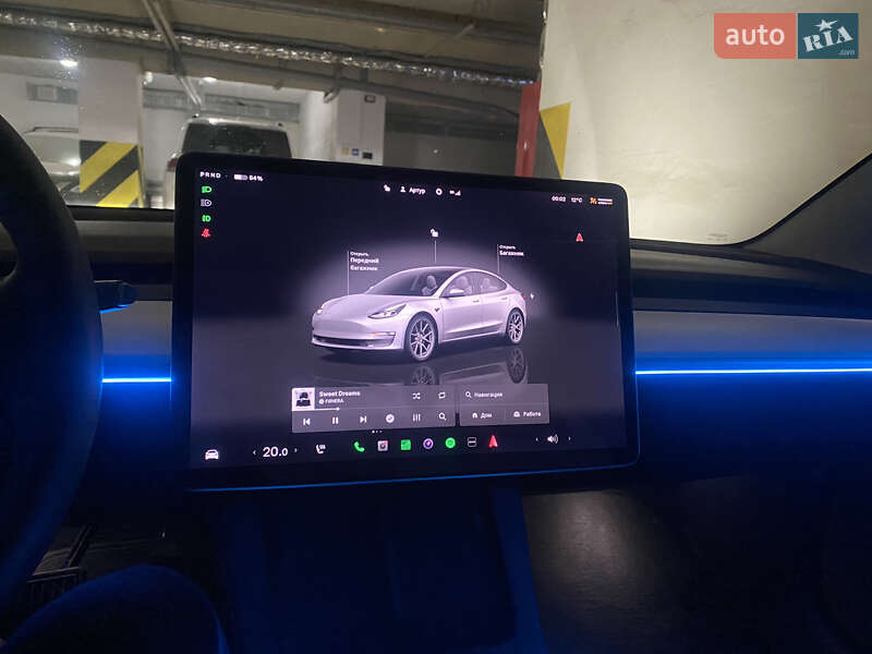 Седан Tesla Model 3 2022 в Полтаве