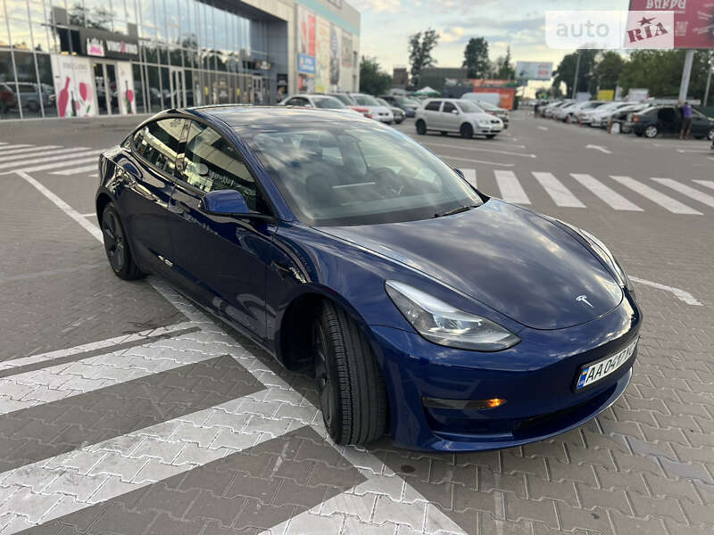 Седан Tesla Model 3 2023 в Белогородке Седан Tesla Model 3 2023 в Белогородке