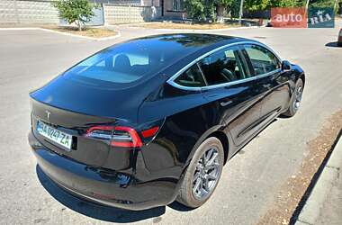 Седан Tesla Model 3 2019 в Кропивницком
