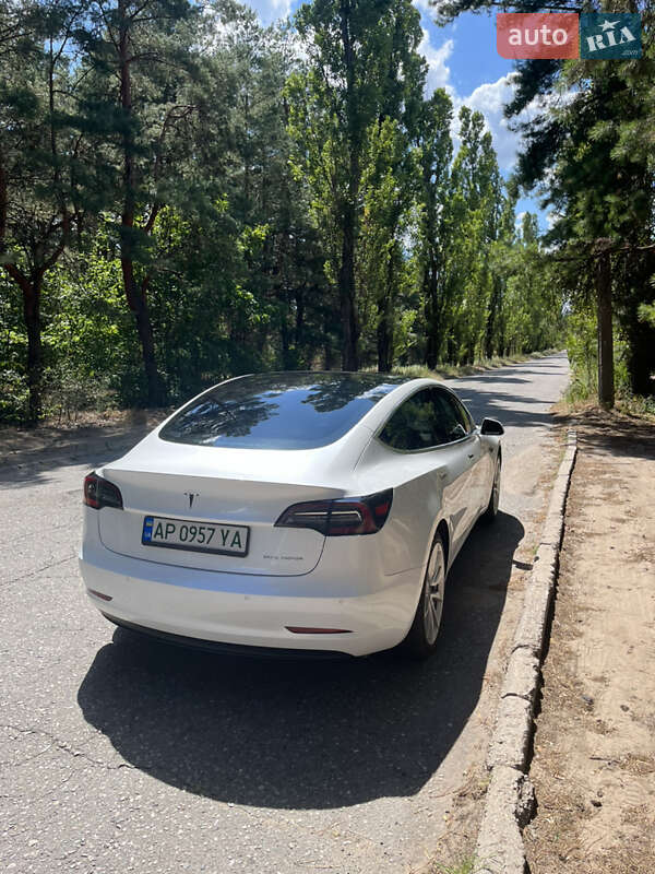 Седан Tesla Model 3 2019 в Запорожье