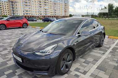 Седан Tesla Model 3 2018 в Ірпені