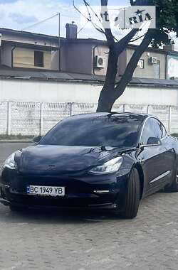 Седан Tesla Model 3 2018 в Червонограді