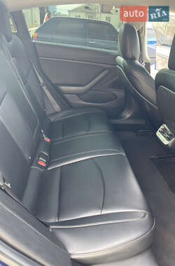 Седан Tesla Model 3 2018 в 