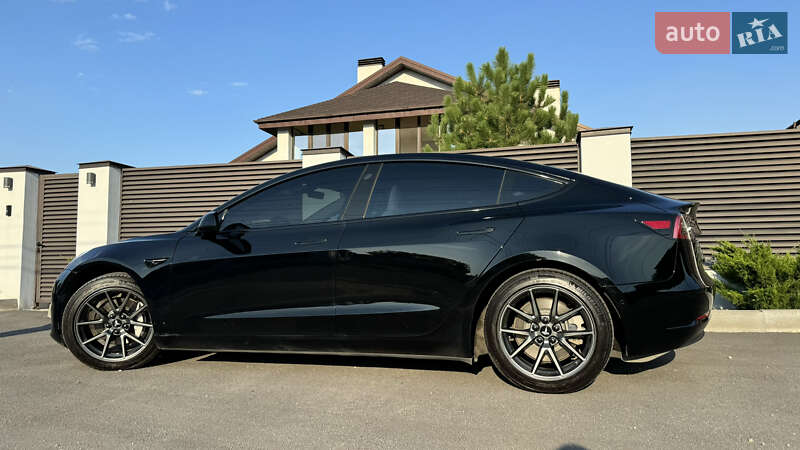 Седан Tesla Model 3 2019 в Днепре