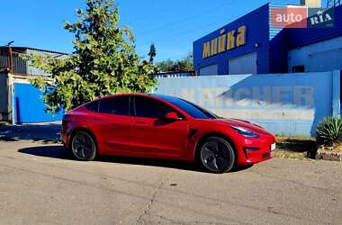 Седан Tesla Model 3 2019 в Николаеве
