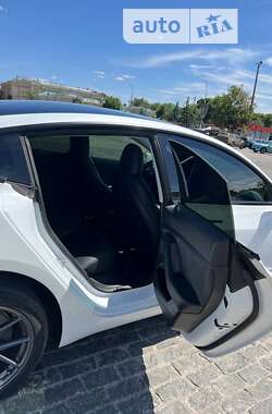 Седан Tesla Model 3 2021 в Харькове
