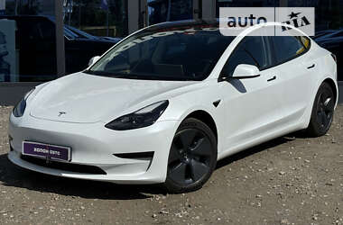 Седан Tesla Model 3 2021 в Києві