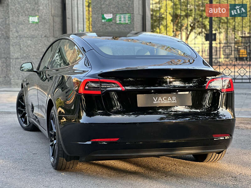 Седан Tesla Model 3 2021 в Харькове фото 10 Седан Tesla Model 3 2021 в Харькове